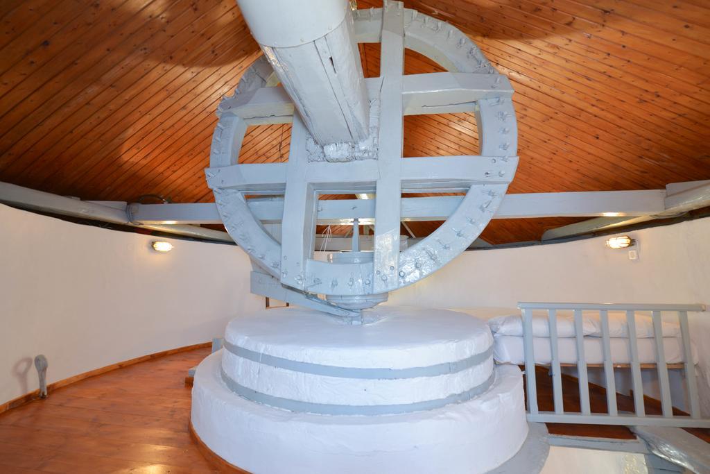 Windmill Artemonas